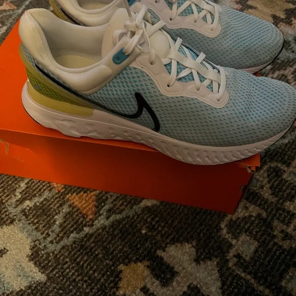 Nike React Miller 3 - Picture 4 of 5